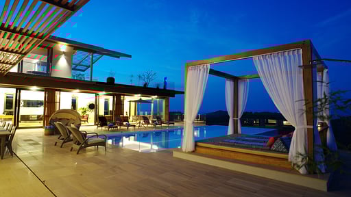 Crystal Y Villa Swimming pool 1