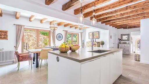 Villa Deluxe Punyent Cuisine