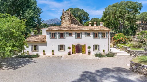 Villa Deluxe Punyent Parking