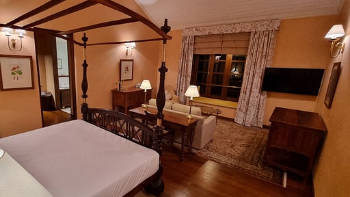 Dendrobium House Bedroom 6