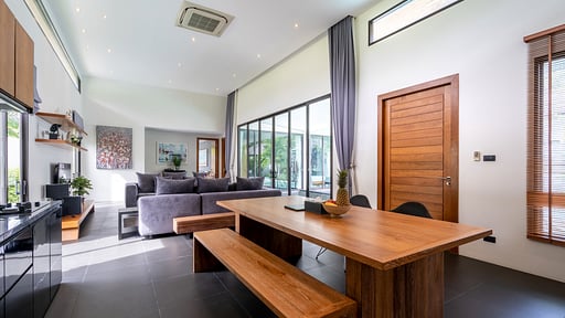 Designer Villa Dining area