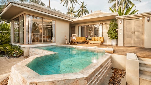 Devasom Beachfront Villa Two Swimming pool