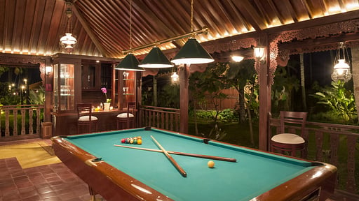 Diamond Beach Villa Billiard