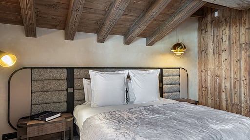 Chalet Divinity Bedroom 5