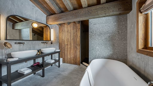 Chalet Divinity Bedroom 5