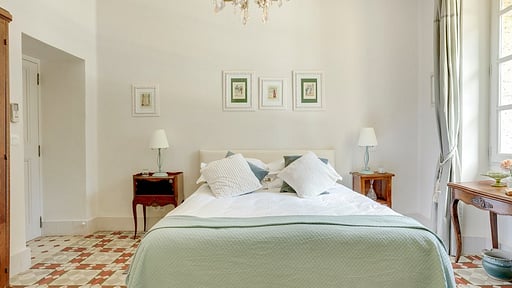 Domaine Art et Vin Bedroom 1