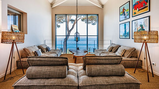 Domaine de Canaille Living room 3