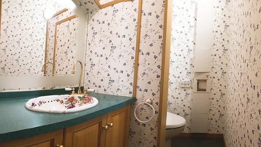 Donguri House Bedroom 1