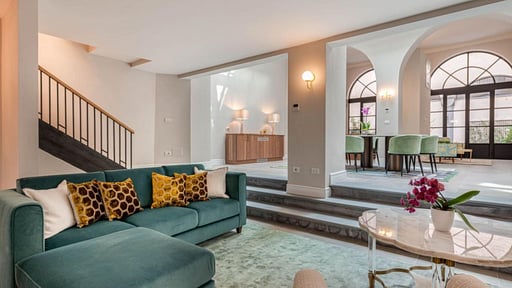 Duomo Penthouse Luxury Apartment Woonkamer