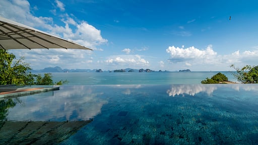 Eagles Nest Swimming pool