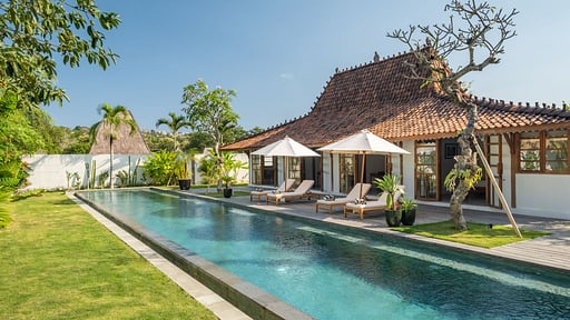 Eccica Villa