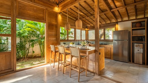 Eccica Villa Kitchen
