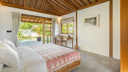 Eccica Villa Bedroom 4