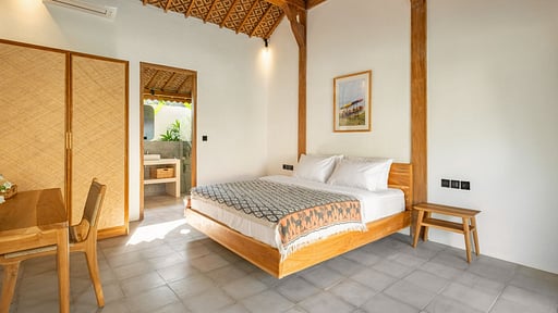 Eccica Villa Bedroom 2