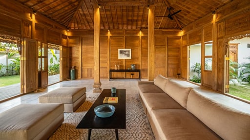Eccica Villa Living room