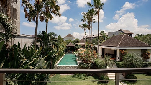 Echo Beach Duo Villa Empat Swimming pool