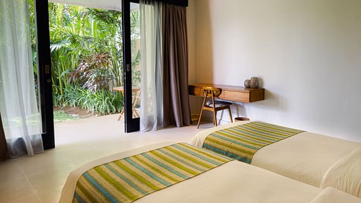 Echo Beach Duo Villa Enam Bedroom 6