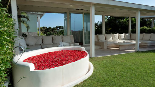 Eden Residence Rooftop lounge