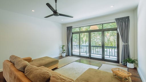 Eden Villa Living room 2