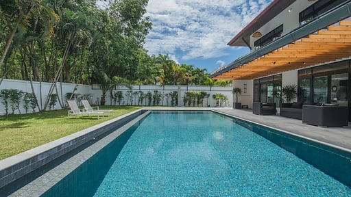 Eden Villa Swimming pool