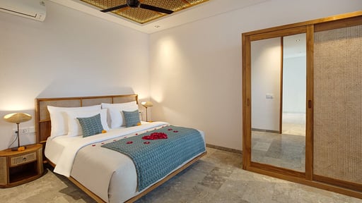 Eight Palms Villa Three Bedroom 3