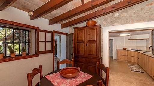 El Coste Felip Kitchen