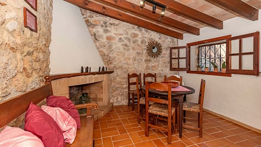 El Coste Felip Kitchen