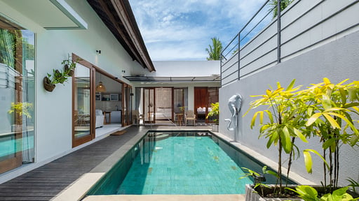 Elephant Villas Estate Swimming pool 2