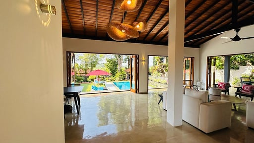 Ellies House Living room