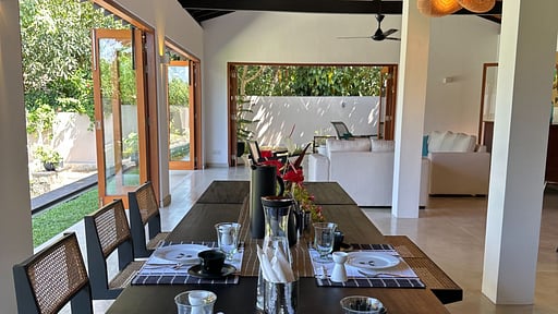 Ellies House Dining area