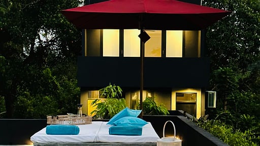 Ellies House Rooftop lounge