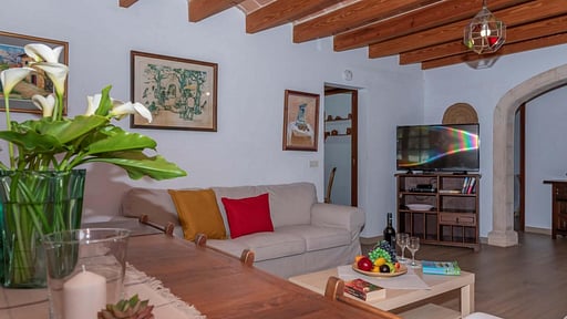 ELS GORGS PETIT Living room