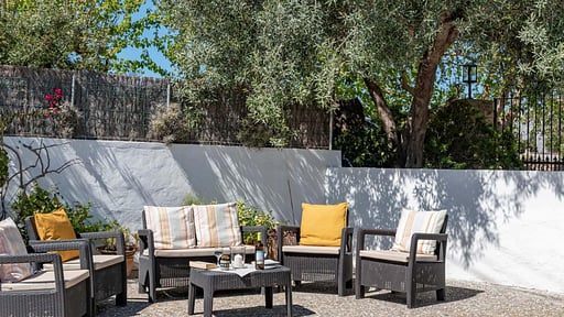 ELS GORGS PETIT Terrace/Veranda