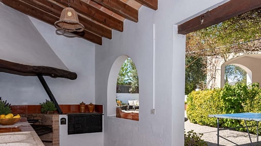 ELS GORGS PETIT Kitchen