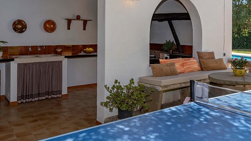 ELS GORGS PETIT Table tennis