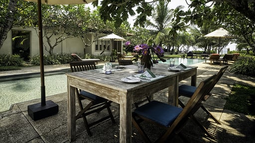 Elysium Villa Dining area