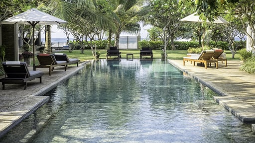 Elysium Villa Swimming pool