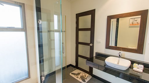 Emerald Villa Bedroom 2