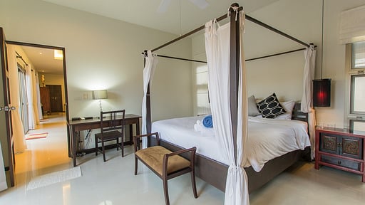 Emerald Villa Bedroom 1