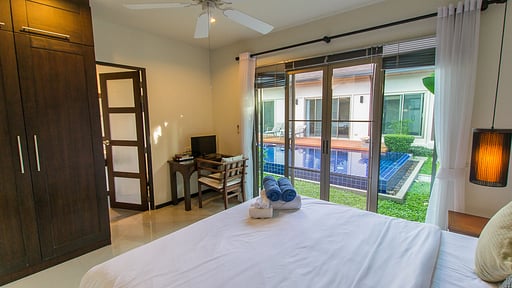 Emerald Villa Bedroom 2