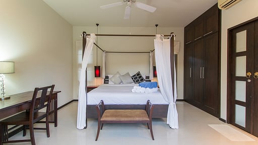 Emerald Villa Bedroom 1