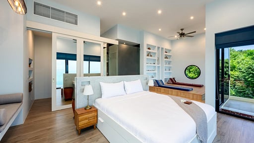 Empress W Villa Bedroom 1