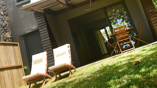 Eolia Beachfront Villa Terrace/Veranda