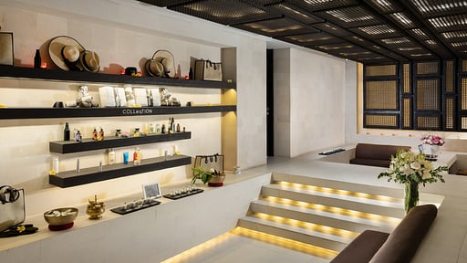 eqUILIBRIA Pool Villa Spa
