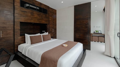 eqUILIBRIA Pool Villa Chambre 