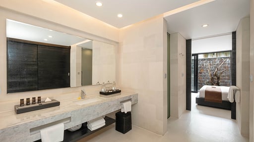 eqUILIBRIA Signature Villa Bedroom 