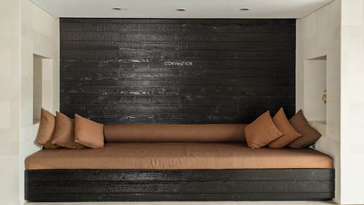 eqUILIBRIA Waterfall Villa Others