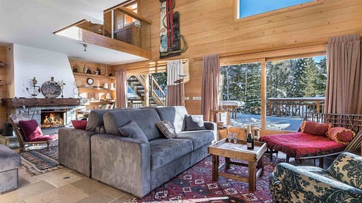 Chalet Eric Salon