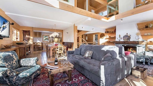 Chalet Eric Salon