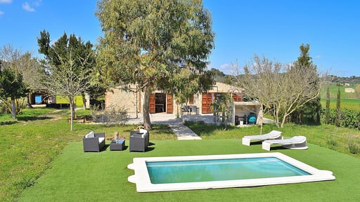 Finca Es Camp Pla Бассейн